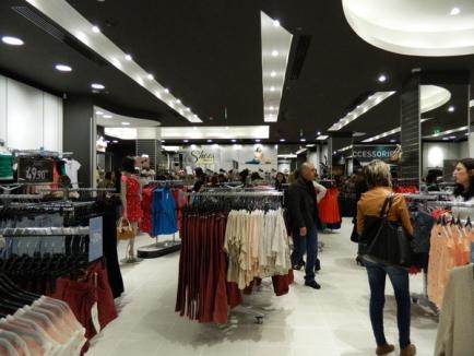 Start la cumpărături: S-a deschis primul magazin New Look din Oradea (FOTO)