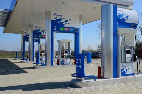 Gigantul Gazprom a deschis prima benzinărie din Bihor (FOTO)