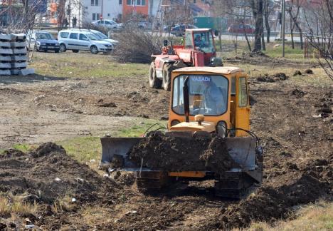Se deschid şantierele! Constructorii au început amenajarea liniei de tramvai de-a lungul Peţei în Oradea