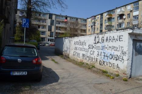 12 garaje din strada Călăraşilor vor fi demolate pentru a face loc parcărilor (FOTO)