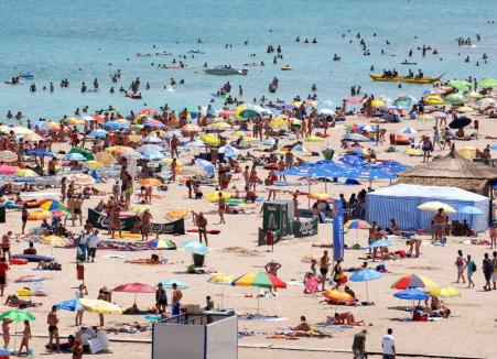 Ce scumpă e vacanţa mare! Luna iulie va aduce preţuri cu 20% mai mari pe litoral