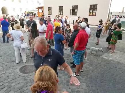 Controversatul deputat Mihai Lasca a declanşat un scandal la Street Food Festival în Oradea. Vezi ce s-a întâmplat! (FOTO / VIDEO)