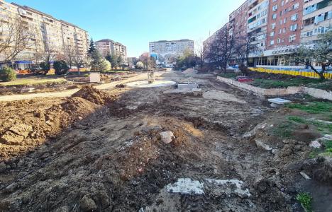 Trotuarul de pe strada Transilvaniei din Oradea va fi închis două luni pe porțiunea dinspre Piața Magnoliei (FOTO)