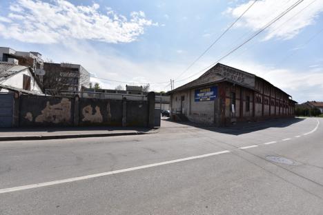 Fostele depozite ICOMCOOP din strada Evreilor Deportaţi vor fi scoase la licitaţie de Primăria Oradea (FOTO)