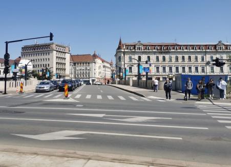 Atenţie, şoferi! Reguli noi de circulație prin Piața Unirii din Oradea (FOTO)