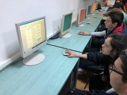 Profesorii „de carieră”: Elevii din Bihor, sprijiniți să-și aleagă meseria potrivită la un centru de excelență în învățământ profesional (FOTO)