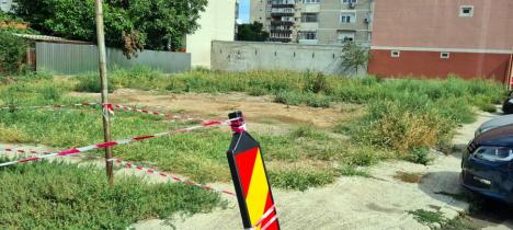 Constructorii au preluat două amplasamente pentru amenajarea a 104 locuri de parcare în cartierul Nufărul din Oradea (FOTO)