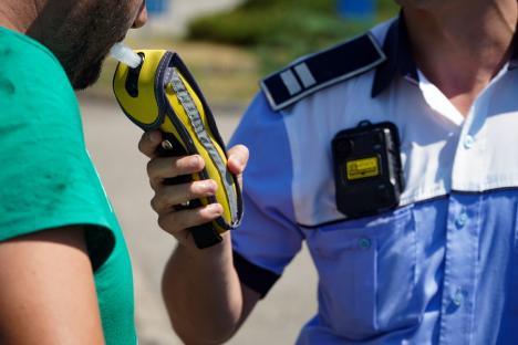 Primăria Oradea cumpără aparate drug-test şi alcool-test pentru Poliţia Bihor