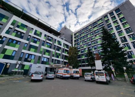 Realizat 85%. Lucrările de reabilitare termică a clădirilor Spitalului Judeţean din Oradea intră în linie dreaptă (FOTO / VIDEO)