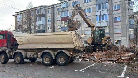 Încă o casă din Oradea a fost demolată. În locul ei vor fi amenajate locuri de parcare (FOTO)