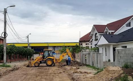 Lucrări de modernizare străzi, în valoare de 1,3 milioane de lei, în cartierele Luceafărul şi Veteranilor (FOTO)