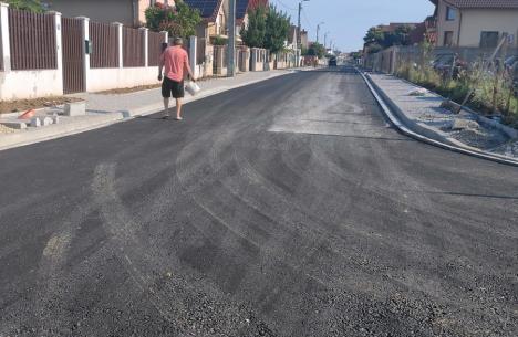 Cu o lună mai devreme: Strada Ştefan Lupşa din cartierul Grigorescu va fi asfaltată până la începutul lunii august (FOTO / VIDEO)