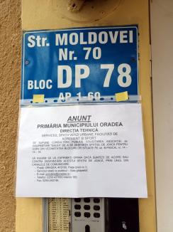 Să fie liniște! Locul de joacă dintre blocuri din strada Moldovei din Oradea va fi desființat la cererea vecinilor
