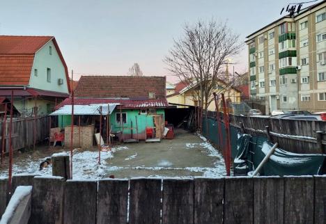 Primăria Oradea cumpără cu 65.000 euro o casă în zona Sovata, ca să o demoleze (FOTO)
