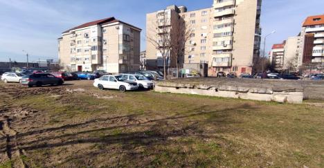 Nu locuințe, ci loc de joacă! Protest în Oradea împotriva construirii unui bloc ANL în Dragoş Vodă (FOTO)
