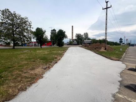 Se deschide un drum provizoriu, pentru reducerea ambuteiajelor în zona în care se construiește un pasaj suprateran pe Calea Borșului din Oradea (FOTO)