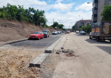 Termen, luna iulie: 230 de locuri de parcare vor fi amenajate în locul garajelor demolate din zona străzii Milcovului (FOTO)