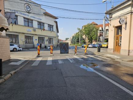 Alt drum închis peste vară! Constructorii au spart miercuri strada Avram Iancu, pentru înlocuirea reţelelor (FOTO)