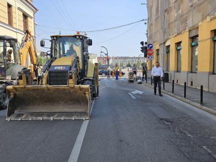 Alt drum închis peste vară! Constructorii au spart miercuri strada Avram Iancu, pentru înlocuirea reţelelor (FOTO)