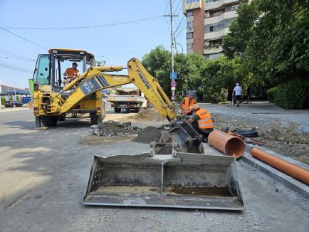 Constructorii sparg Bulevardul Decebal din Oradea pentru a-l moderniza (FOTO)