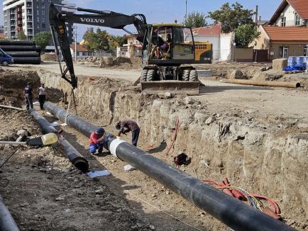 Noi întreruperi de apă. Relocarea reţelelor de la pasajul Decebal va dura până în octombrie (FOTO)