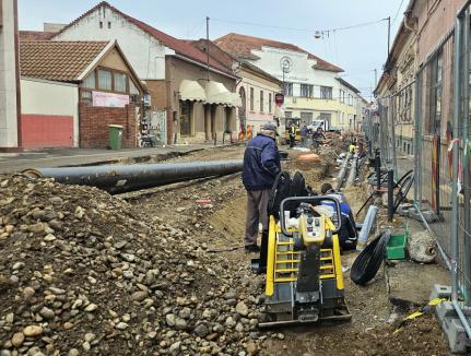 Lucrări cu întârziere. Închiderea străzii Avram Iancu se prelungeşte cel puţin până la finalul lunii octombrie (FOTO)