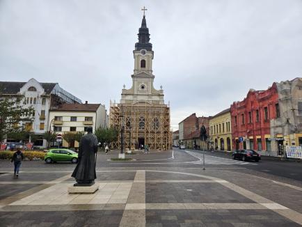 Biserica cu Lună din Oradea, în reabilitare. Lucrările vor trebui finalizate până pe 1 decembrie (FOTO)