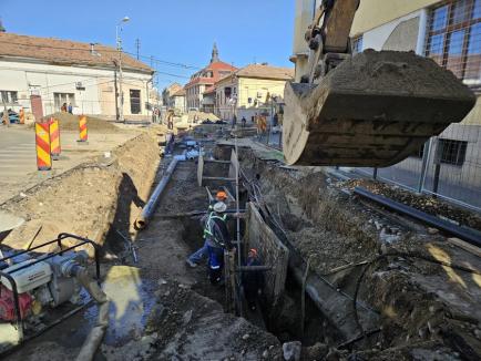 În întârziere. Constructorii vor începe abia vineri lucrările din cel de-al treilea tronson al străzii Avram Iancu din Oradea (FOTO)