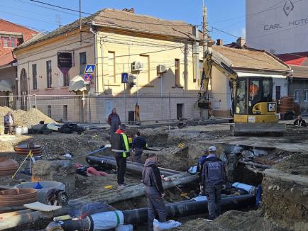 În întârziere. Constructorii vor începe abia vineri lucrările din cel de-al treilea tronson al străzii Avram Iancu din Oradea (FOTO)