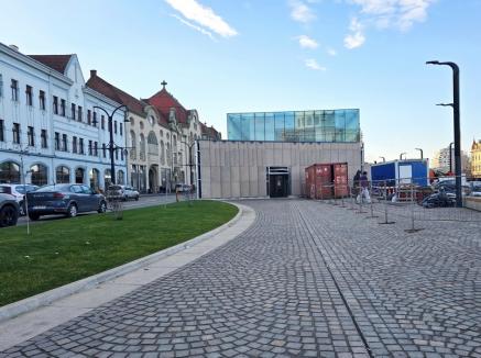 Amenajarea Pieței Independenței din Oradea a fost finalizată. Vă place cum arată? (FOTO)