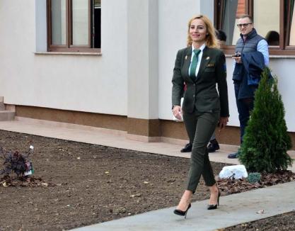 Diva pădurilor: Șefa de la Garda Forestieră Oradea i-a dat gata pe masculi la inaugurarea sediului
