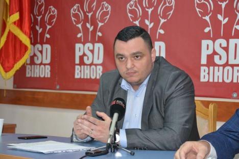 Prosperitate în familie: Şeful grupului de consilieri locali ai PSD, Liviu Sabău Popa, trăieşte bine din banii publici