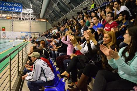 Orădenii au cedat şi returul cu CN Barceloneta: 8-12 în Bazinul Olimpic "Ioan Alexandrescu" (FOTO)