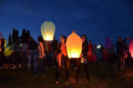 ASUOfest s-a terminat cu lampioane colorate "aruncate" peste oraş (FOTO)