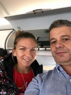 Vânătorul de vedete: Senatorul PSD Florian Bodog adună 'like-uri' pozând cu Simona Halep şi Loredana Groza