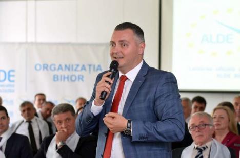 Triunghiul amoros: Politicianul Dorin Corcheş, demascat că a 'întors' o mireasă de la altar