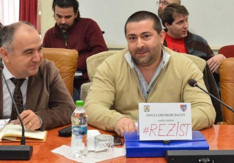 Rebelul #rezistă: Cum a protestat liberalul Dacian Foncea în Consiliul Judeţean