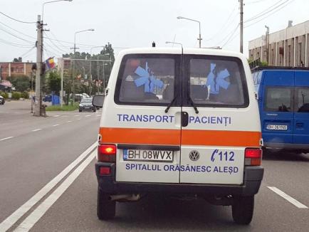 Ambulanţă bolnavă: Greşeli de ortografie pe autospeciale de la Ambulanţă