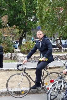 Bicicleta, cel mai rapid mijloc de transport în Oradea. Peste 500 de orădeni au pedalat victorioşi prin oraş (FOTO/VIDEO)