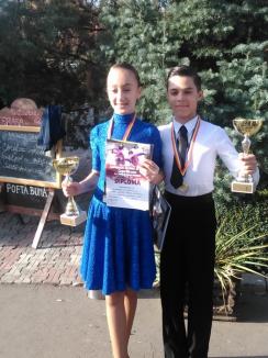 Orădenii Laurenţiu Gondor şi Alexandra Ghender au devenit campioni naţionali la dans sportiv (FOTO)