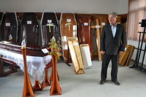 ADP Oradea şi-a mutat magazinul de pompe funebre în Cimitirul Municipal (FOTO)