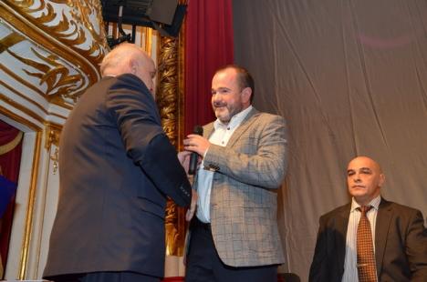 Festivitate de gală la aniversarea celor 30 de ani ai Spitalului Judeţean: medicii au participat în hohote de plâns, dar şi de râs (FOTO)