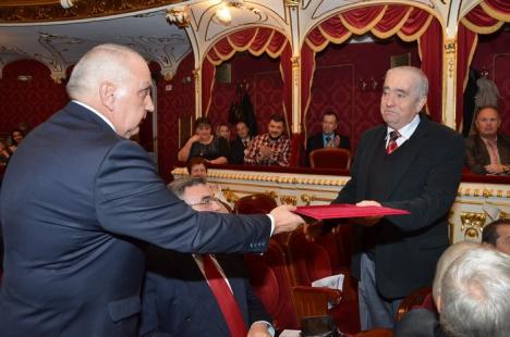 Festivitate de gală la aniversarea celor 30 de ani ai Spitalului Judeţean: medicii au participat în hohote de plâns, dar şi de râs (FOTO)