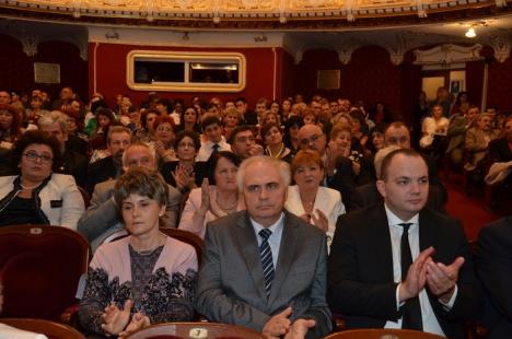 Festivitate de gală la aniversarea celor 30 de ani ai Spitalului Judeţean: medicii au participat în hohote de plâns, dar şi de râs (FOTO)