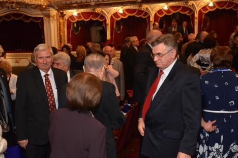 Festivitate de gală la aniversarea celor 30 de ani ai Spitalului Judeţean: medicii au participat în hohote de plâns, dar şi de râs (FOTO)