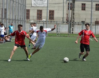 Trofeul FC Bihor: Fotbaliştii de la Ady Endre s-au răzbunat pe echipa de la Ioan Bococi, iar LPS şi Ghibu au făcut egal (FOTO)