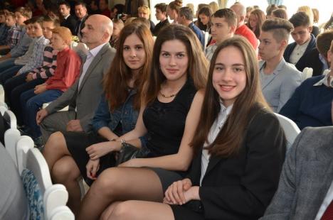 Primăria Oradea a premiat cu bani "campionii viitorului" (FOTO)