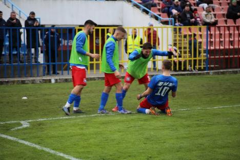 O nouă victorie pentru FC Bihor: 3-0 cu CSM Satu Mare şi „roş-albaştrii” s-au distanţat în fruntea clasamentului