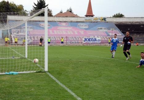 CS Oşorhei s-a impus cu 3-1 în primul joc pe teren propriu din Liga a III-a (FOTO)