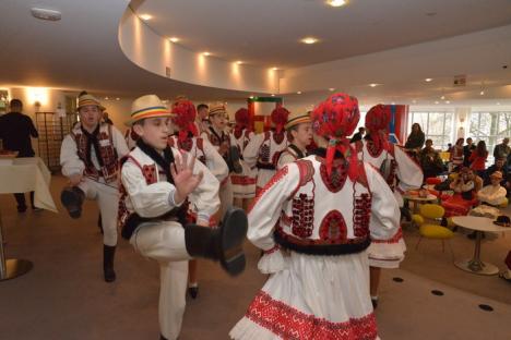 Premieră naţională: Grupul de Acţiune Locală Euro-Crişana a dus la Bruxelles fermieri şi tradiţii din Bihor (FOTO)